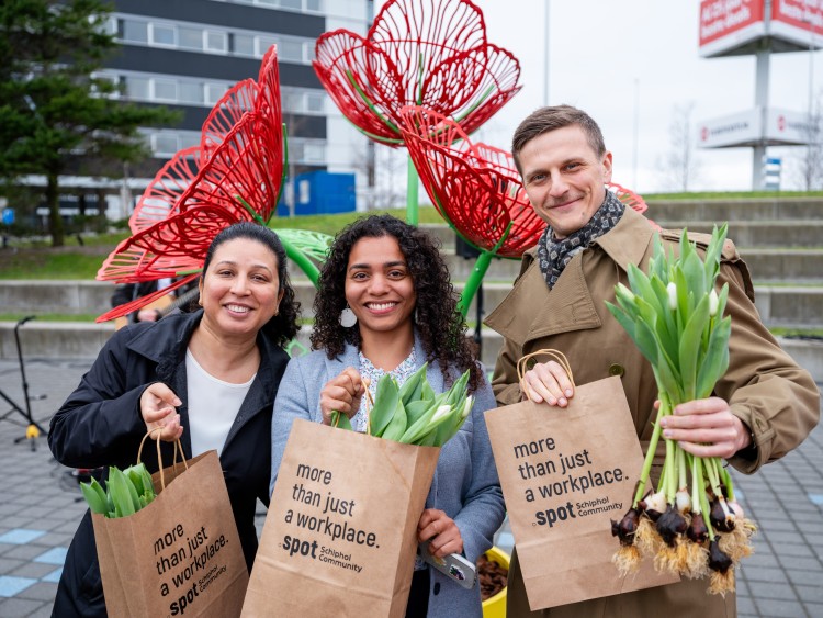 Spot Spring Event brings color and connection to Schiphol